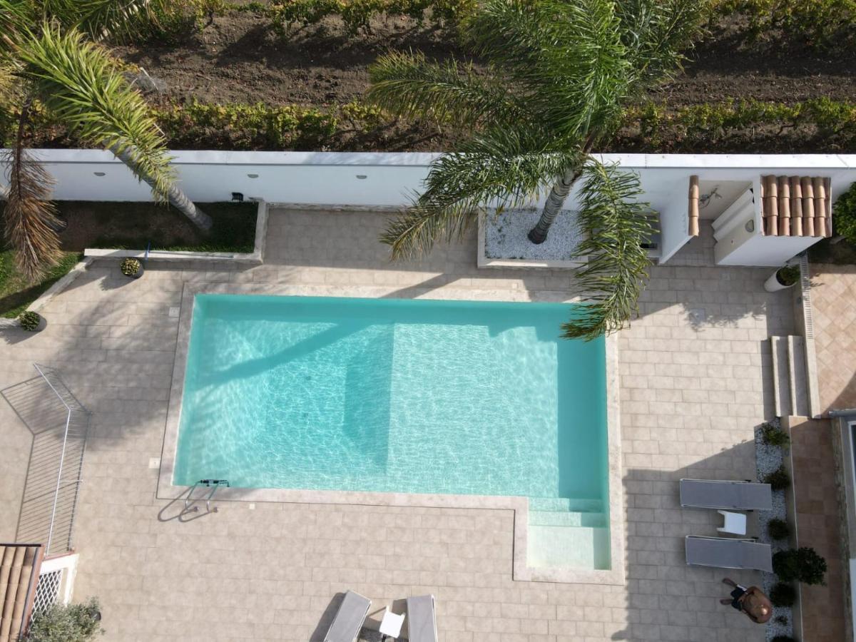 Villa Roby Трапето Екстериор снимка